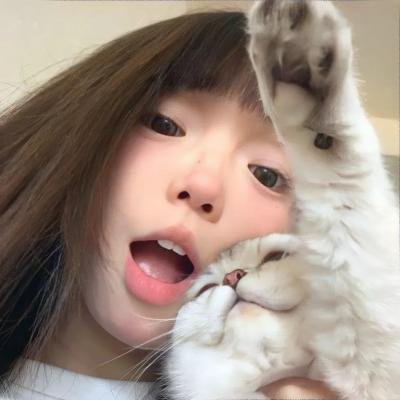 绿茵春色